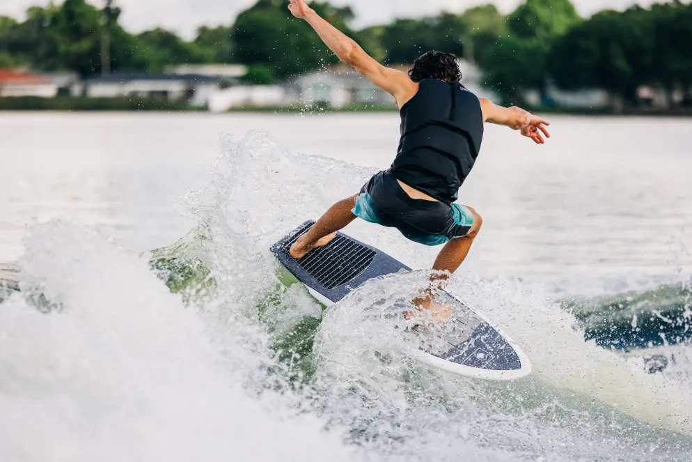 Liquid Force 2023 Sting LTD Wakesurf Board
