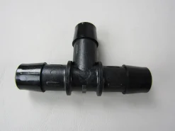 Malibu Nylon Fitting- 5/8 barbed (006907.1)