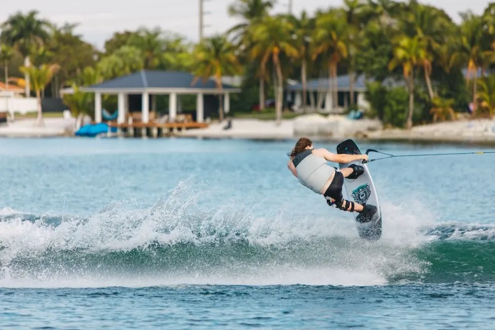Ronix Parks Wakeboard | Parks Boots 2026