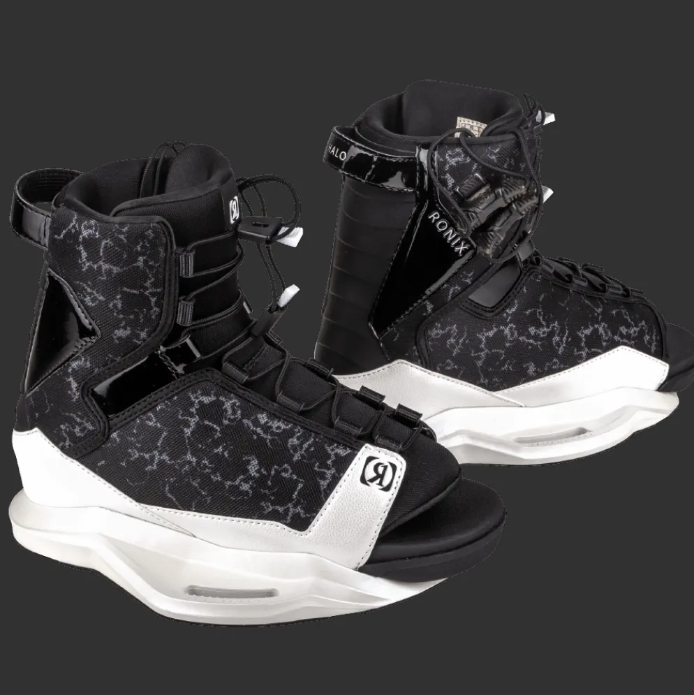 Ronix Quarter 'Til Midnight Wakeboard | Halo Bindings 2026